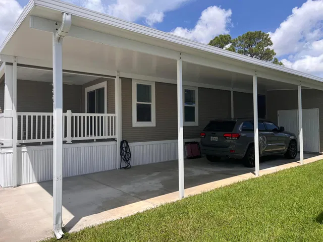Unit 180 photo 26