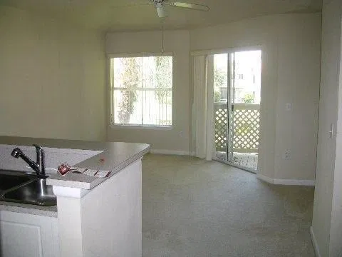 Unit 1618 photo 5