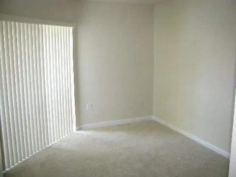 Unit 1618 photo 7