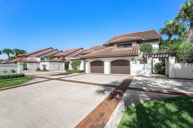 Jonathan's Landing Jupiter FL Unit 106 photo 2