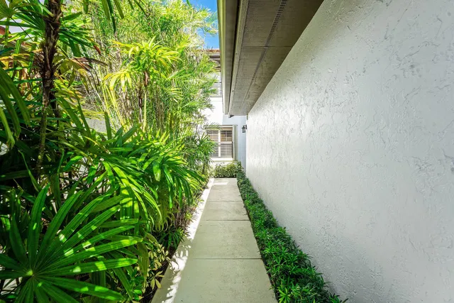 Jonathan's Landing Jupiter FL Unit 106 photo 4