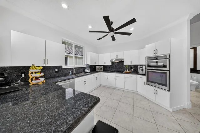 Residence photo 5