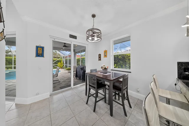 Residence photo 7