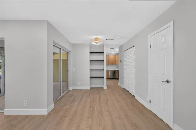 Residence photo 6