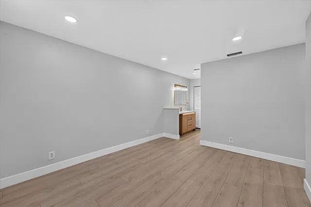Residence photo 14