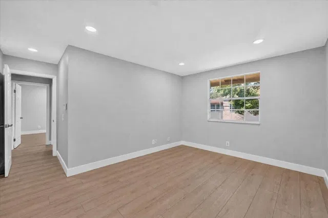 Residence photo 15