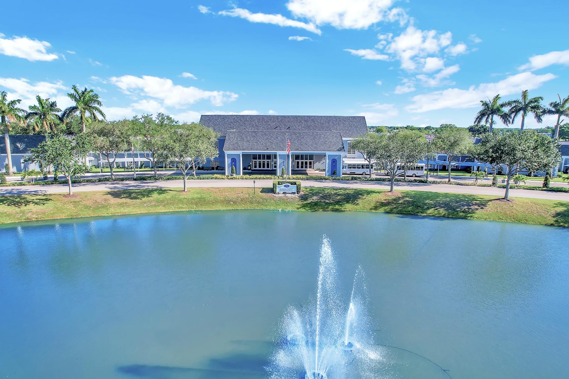 Unit B photo 35