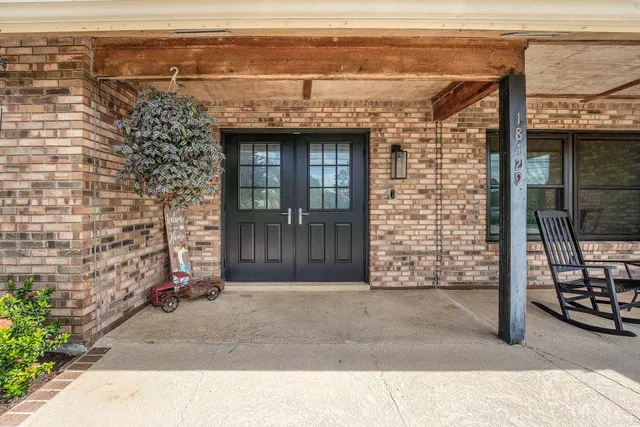 Residence photo 5