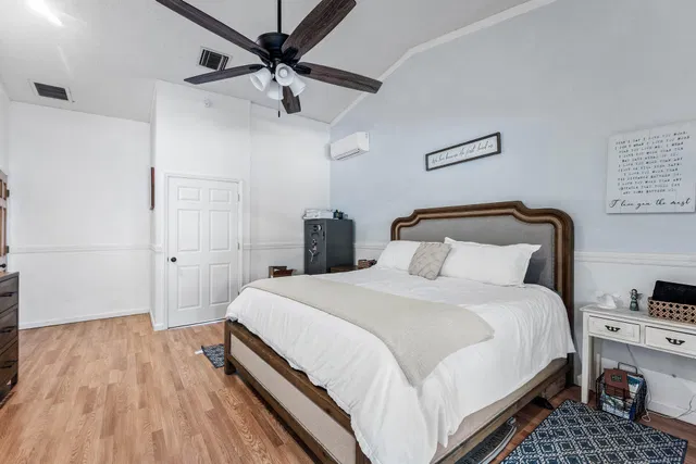 Residence photo 14