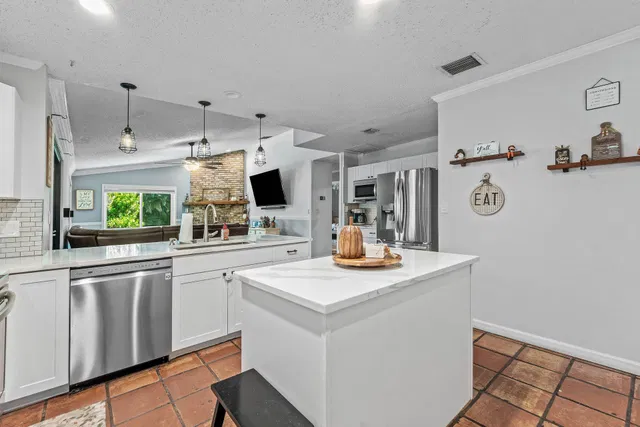 Residence photo 19