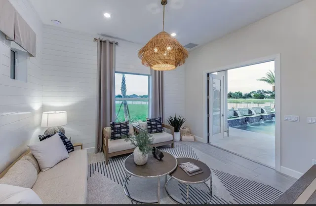 Unit 53 Ellington Grande photo 16