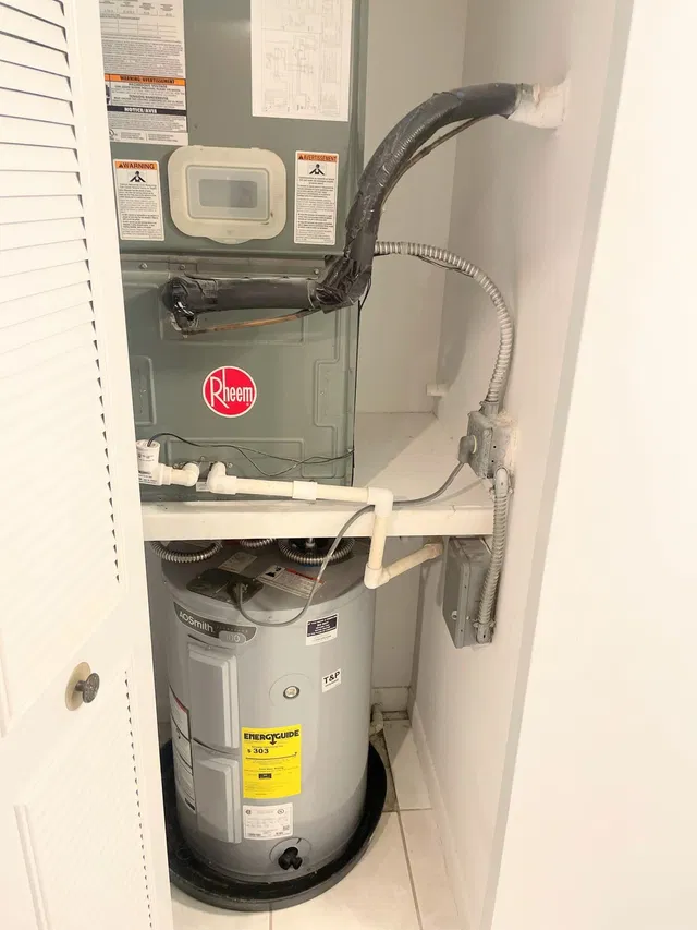 Unit C3 photo 5