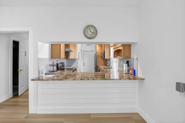  Residence photo 51