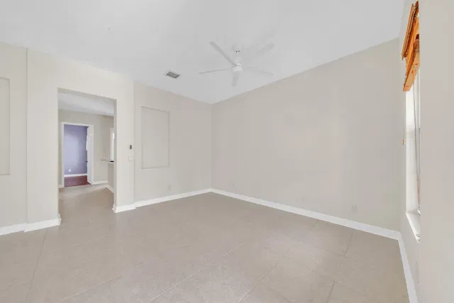 Residence photo 11