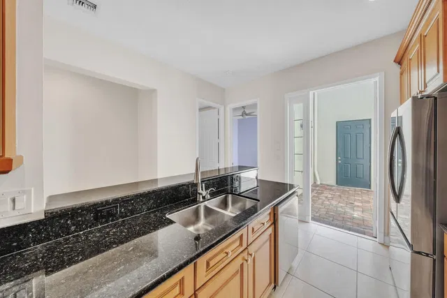 Residence photo 22