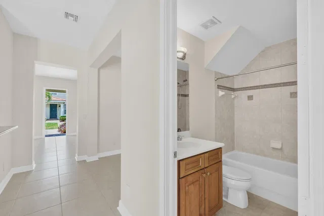 Residence photo 35
