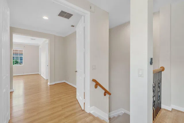 Residence photo 53