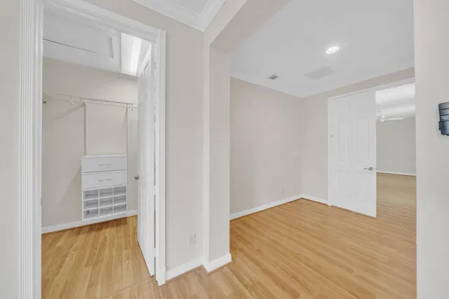 Residence photo 60