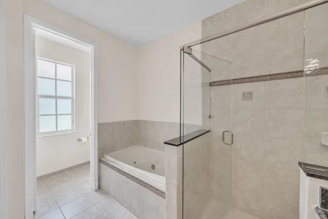 Residence photo 66