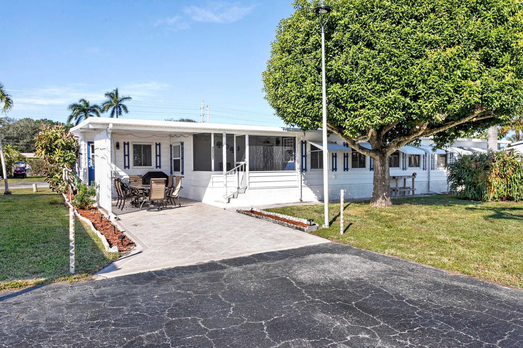Residence photo 35