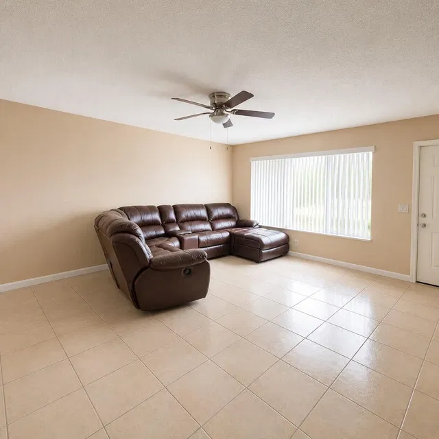 Unit C photo 2