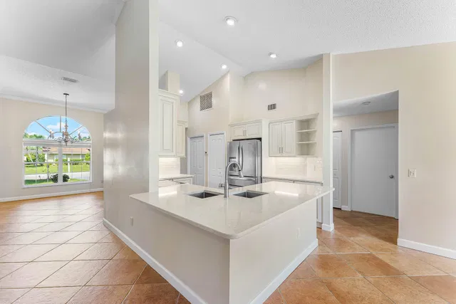 Residence photo 23