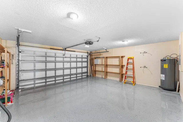 Residence photo 39