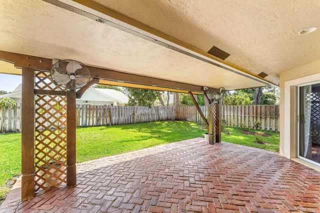 Residence photo 40