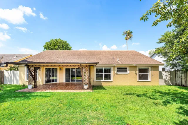 Residence photo 45