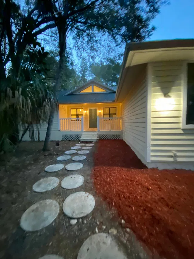 Residence photo 2
