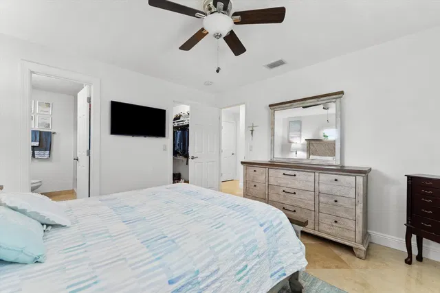 Residence photo 18
