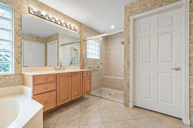  Residence photo 26