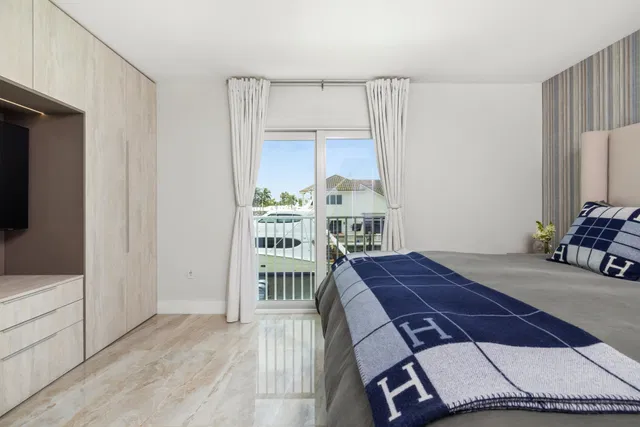 Residence photo 25
