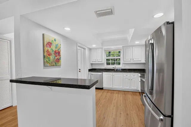 Unit 202 photo 9