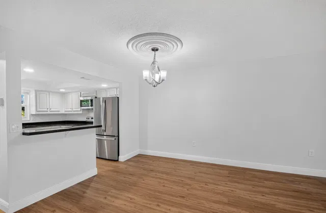 Unit 202 photo 16
