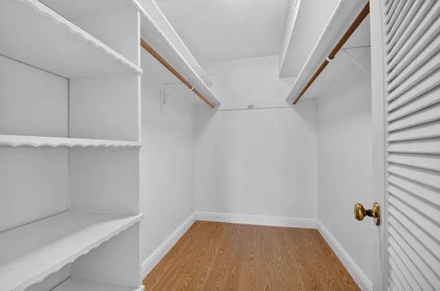Unit 202 photo 27