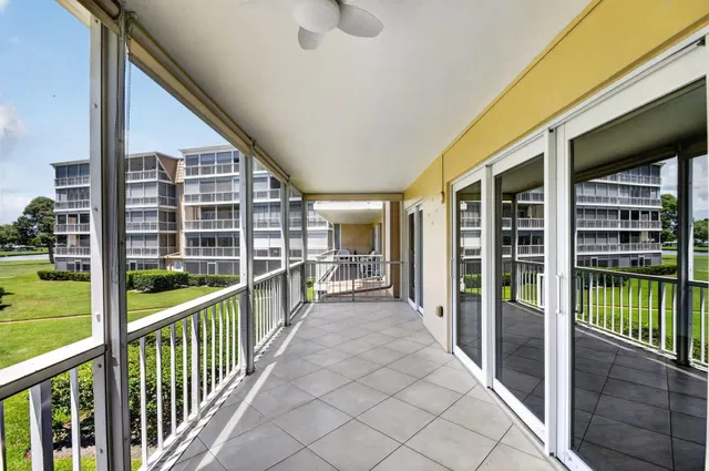 Unit 202 photo 36