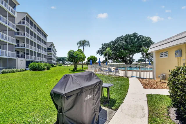 Unit 202 photo 42