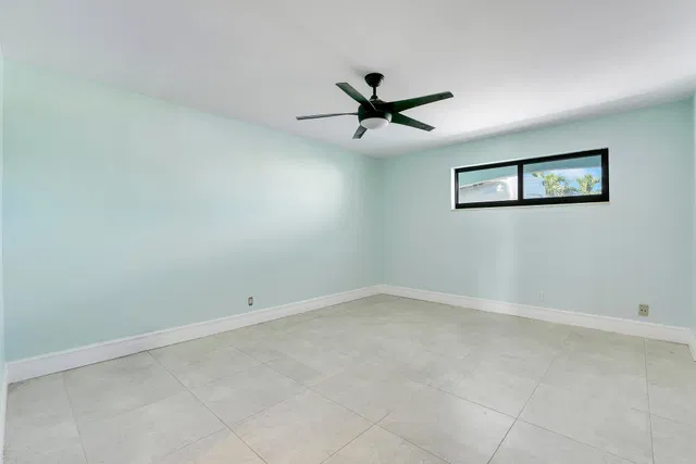 Residence photo 31