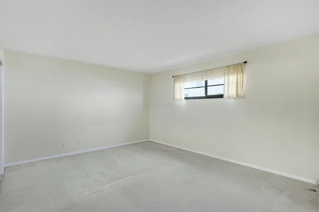 Residence photo 39