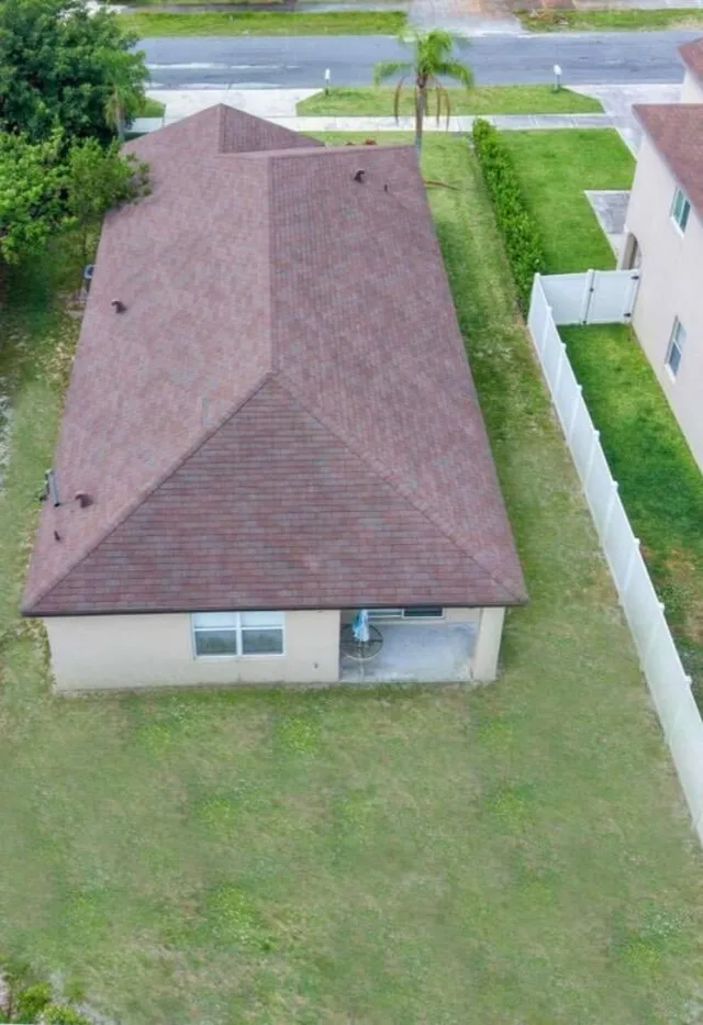  Residence photo 10