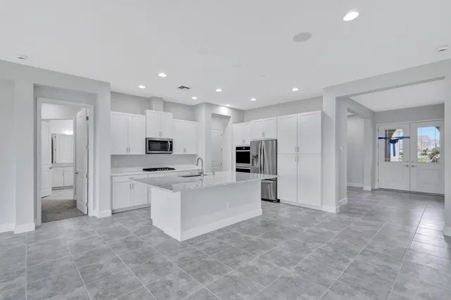 Residence photo 17