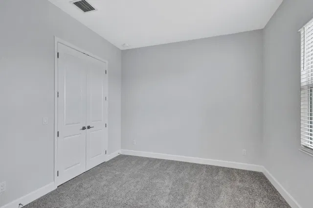 Residence photo 36