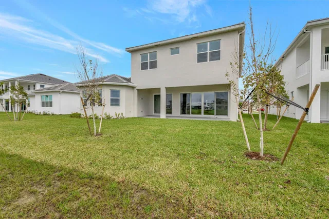 Residence photo 54