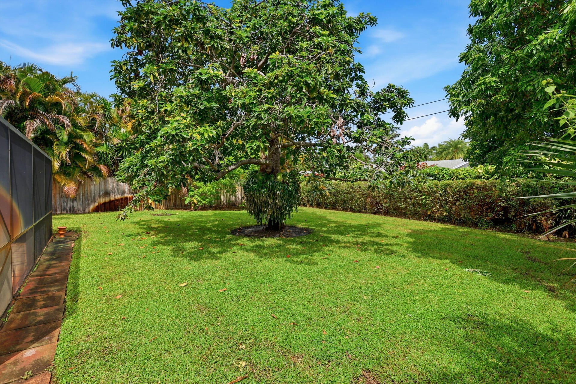 Palm Trail Delray Beach Residence photo 26