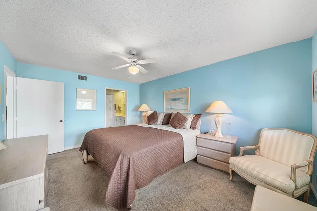 Unit 402 photo 15