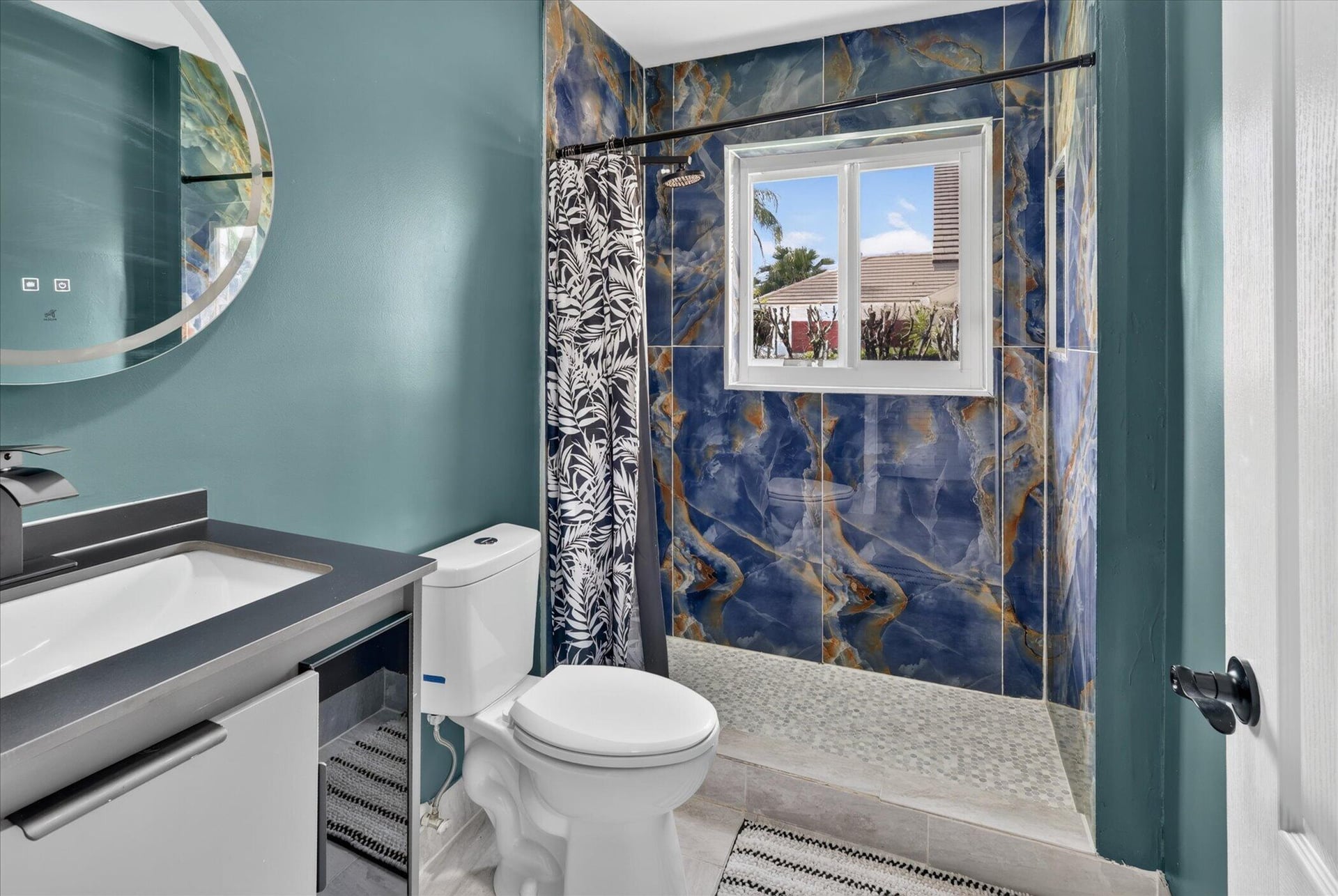 Residence photo 30