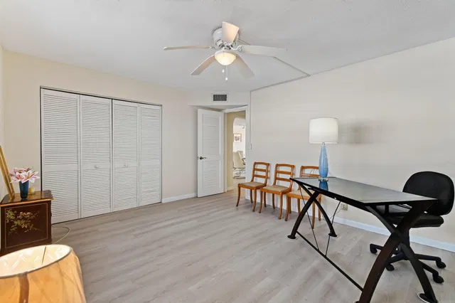 Unit Unit 306 photo 26
