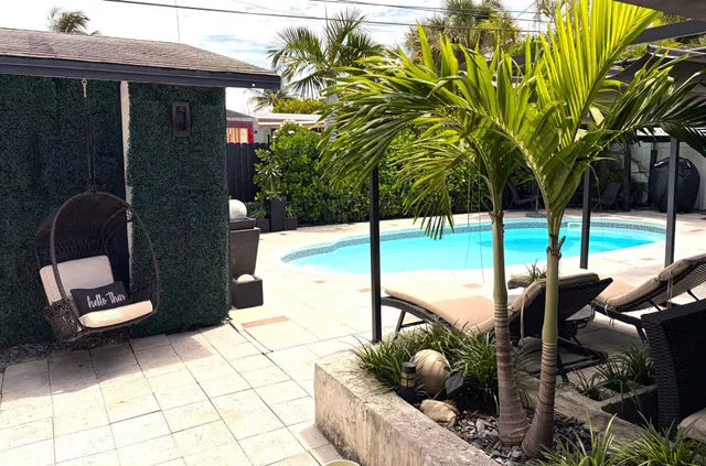 SoSo West Palm Beach Residence photo 2