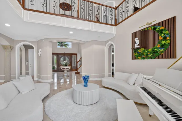  Residence photo 11
